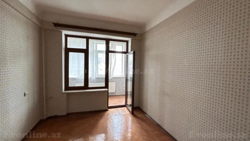 Satılır 5 otaqlı Mənzil Köhnə tikili 200 m² İçərişəhər m. - şəkil 18