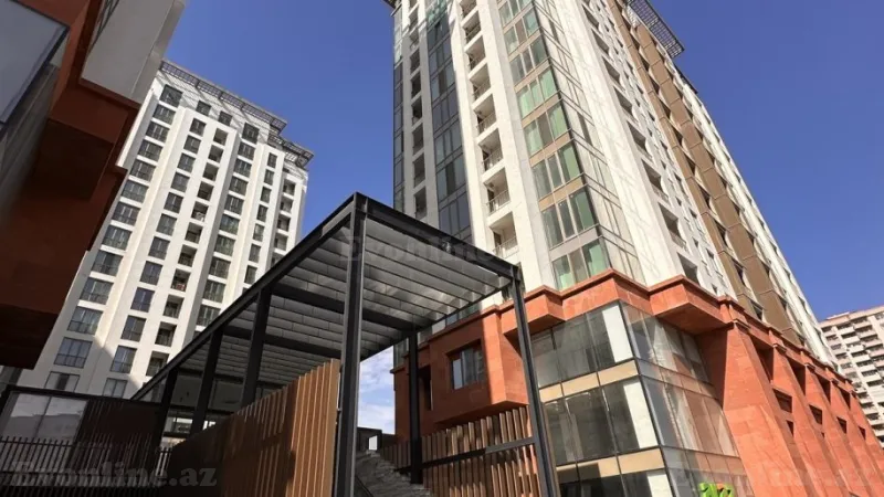 Satılır 4 otaqlı Mənzil Yeni tikili 180 m² Yasamal