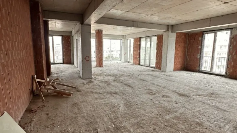 Satılır 4 otaqlı Mənzil Yeni tikili 180 m² Yasamal - şəkil 3