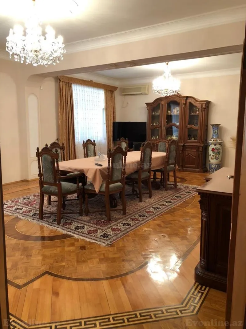 Kirayə verilir 4 otaqlı Mənzil Yeni tikili 220 m² Gənclik m.