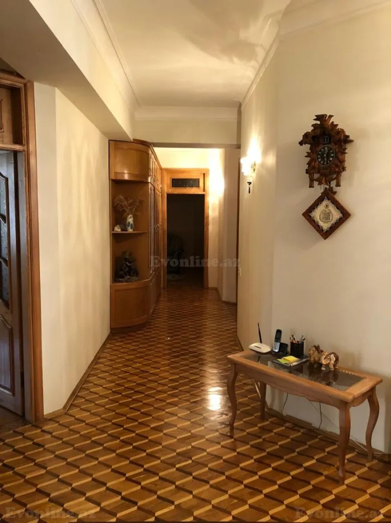 Kirayə verilir 4 otaqlı Mənzil Yeni tikili 220 m² Gənclik m. - şəkil 7