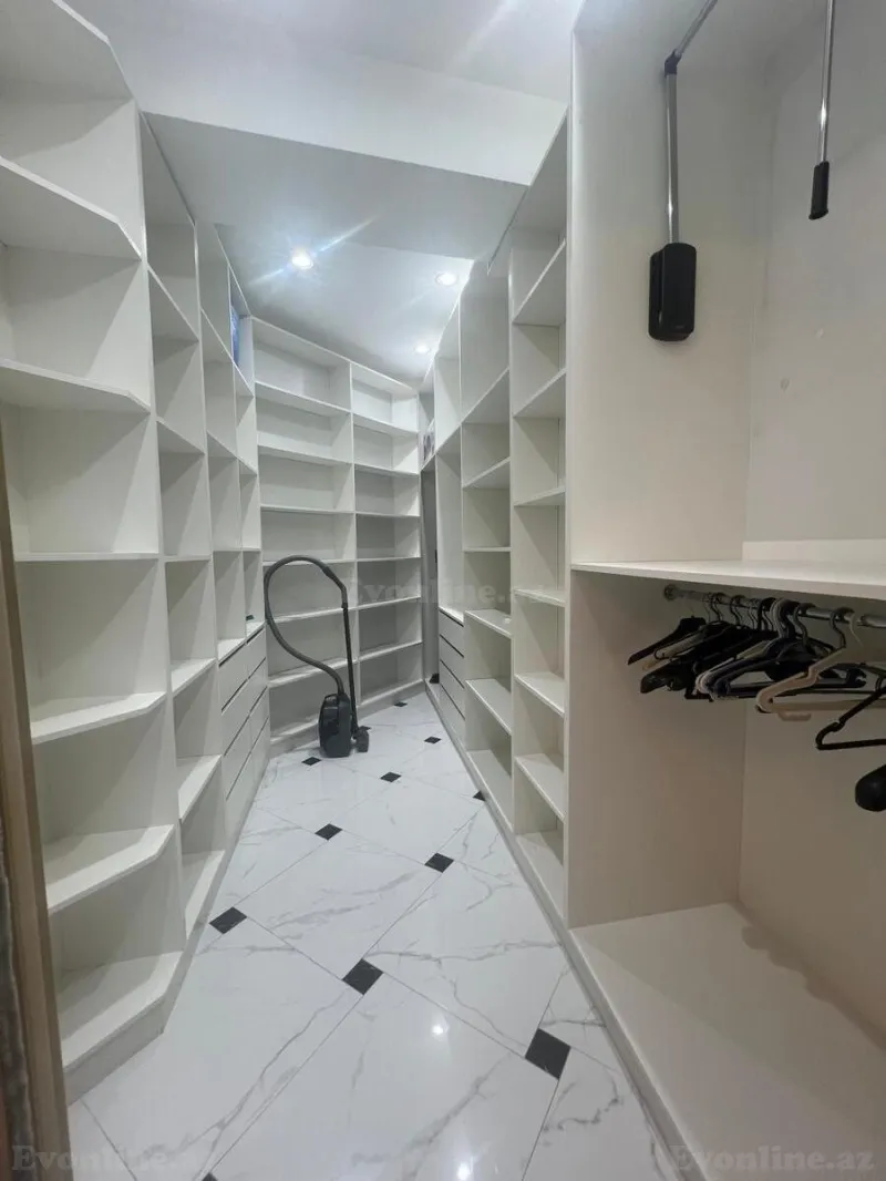 Kirayə verilir 3 otaqlı Mənzil Yeni tikili 168 m² Nəsimi r. - şəkil 6