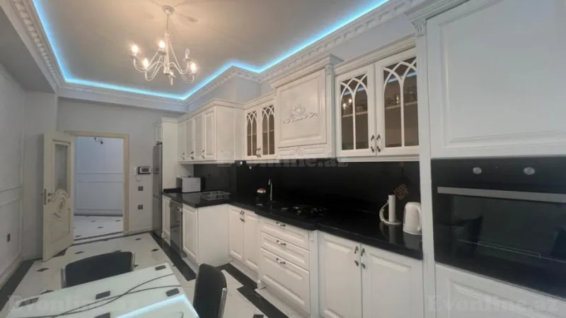 Kirayə verilir 3 otaqlı Mənzil Yeni tikili 168 m² Nəsimi r. - şəkil 10