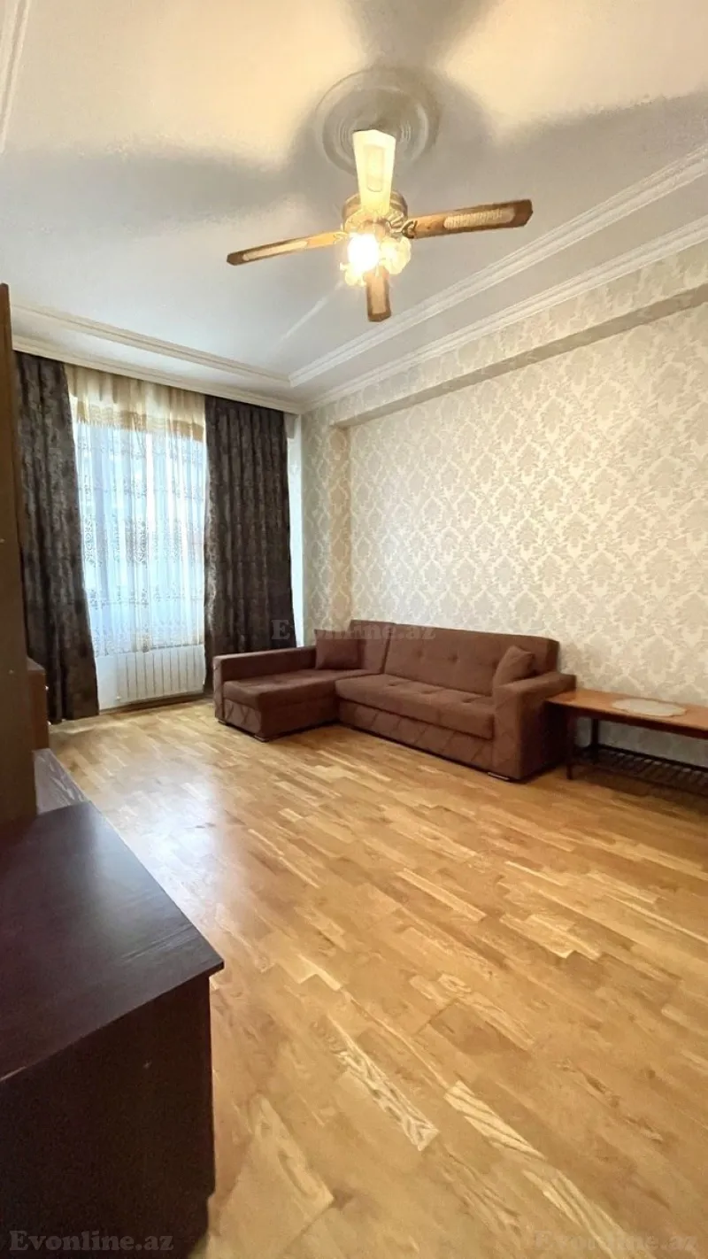 Satılır 2 otaqlı Mənzil Yeni tikili 43 m² Neftçilər m. - şəkil 10