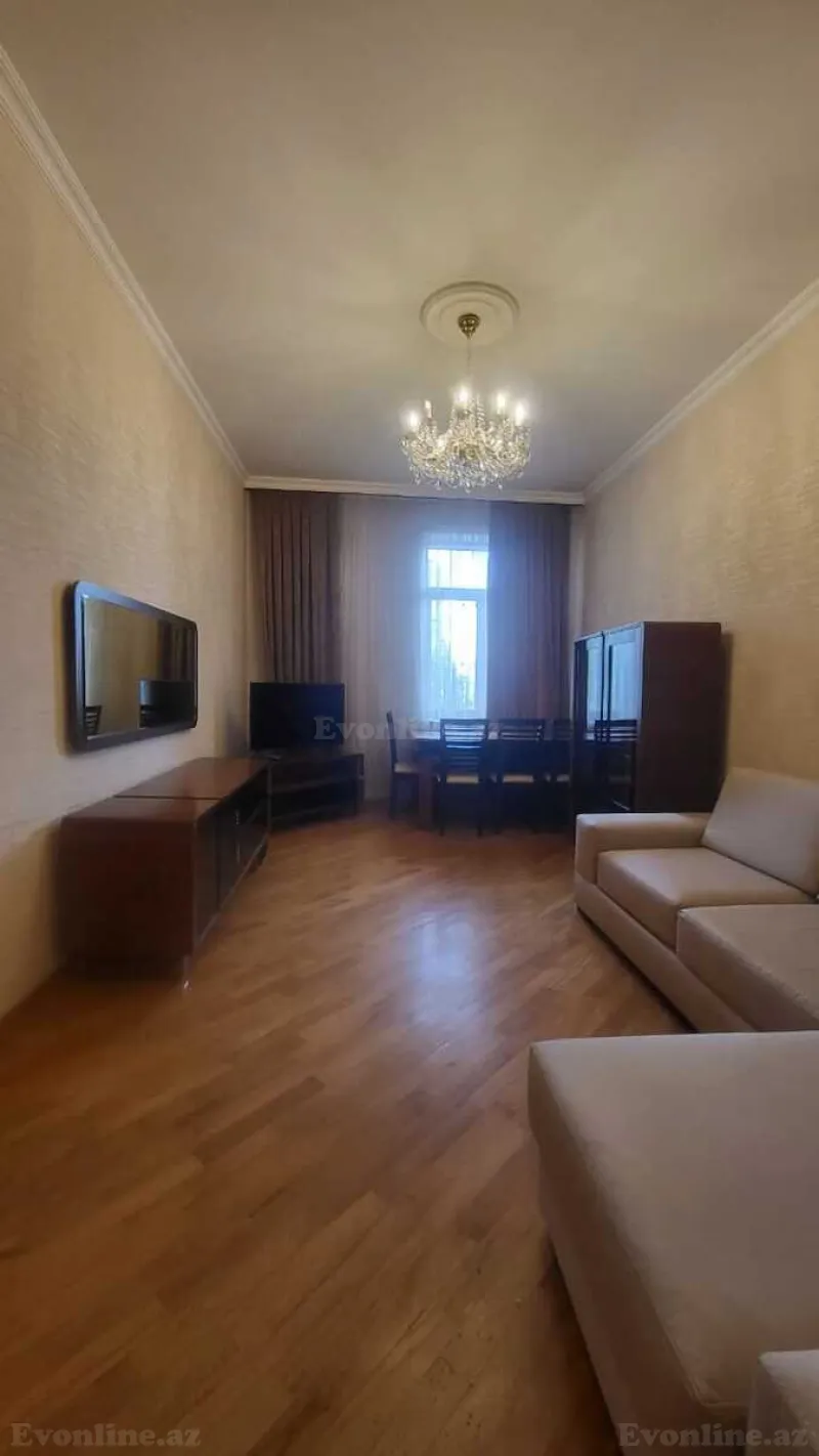 Satılır 1 otaqlı Mənzil Köhnə tikili 32 m² Nizami m.