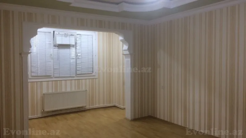 Satılır 4 otaqlı Mənzil Köhnə tikili 90 m² Sumqayıt