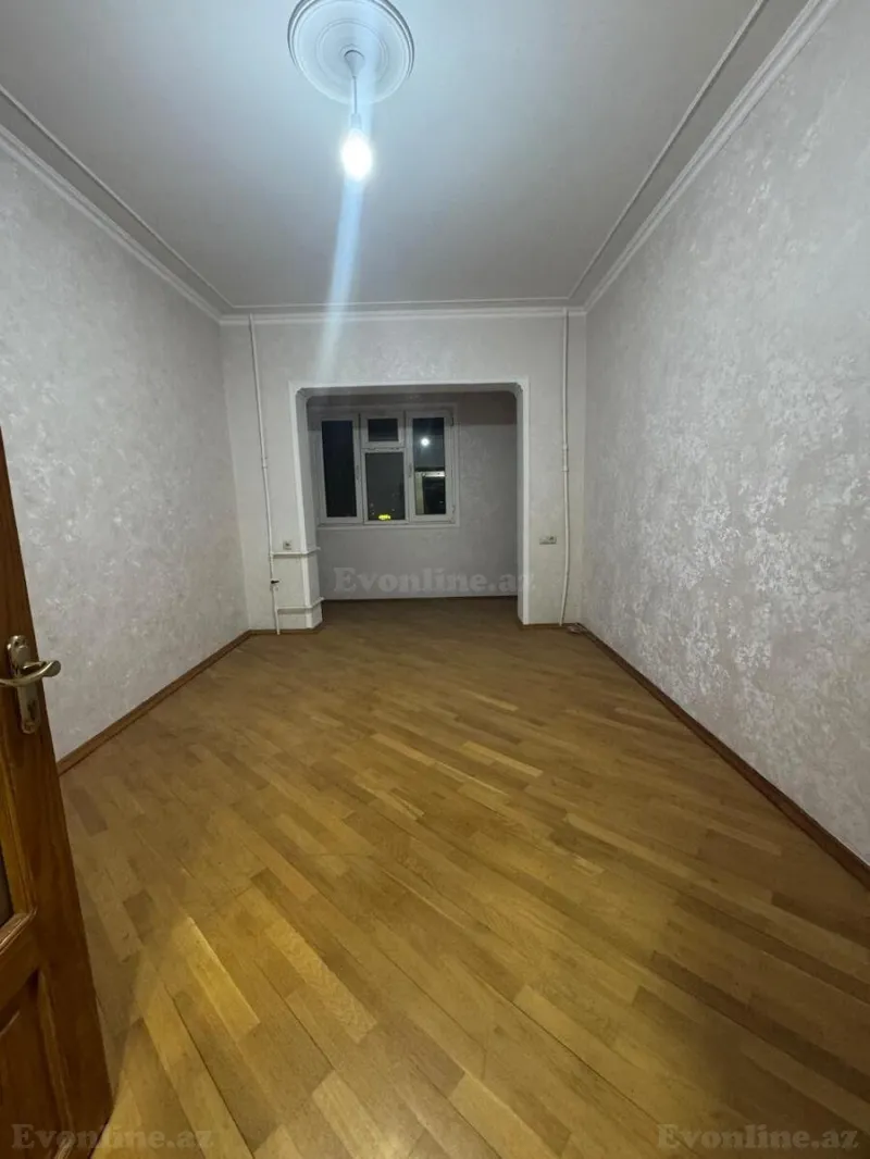 Satılır 2 otaqlı Mənzil Köhnə tikili 65 m² Yasamal r. - şəkil 7