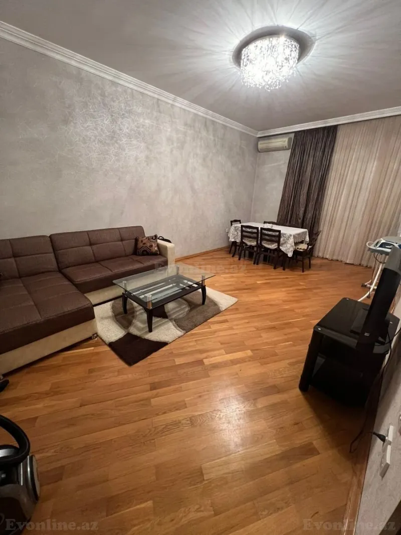 Kirayə verilir 2 otaqlı Mənzil Yeni tikili 60 m² 8 Noyabr m.