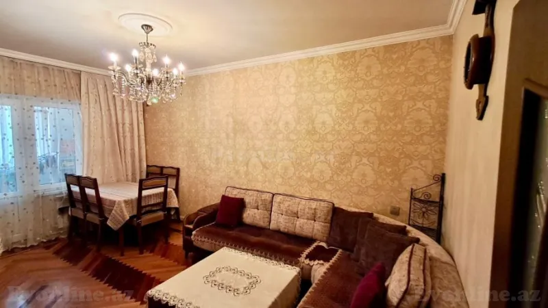 Satılır 3 otaqlı Mənzil Köhnə tikili 80 m² Yeni Yasamal