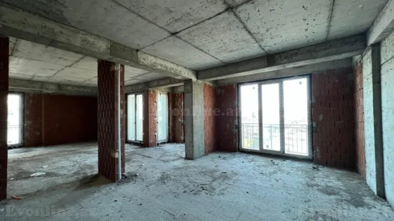 Satılır 4 otaqlı Mənzil Yeni tikili 160 m² Elmlər Akademiyası m. - şəkil 2