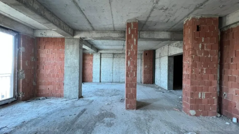 Satılır 4 otaqlı Mənzil Yeni tikili 160 m² Elmlər Akademiyası m. - şəkil 3