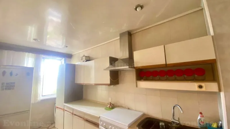 Satılır 4 otaqlı Mənzil Köhnə tikili 105 m² Yasamal - şəkil 5
