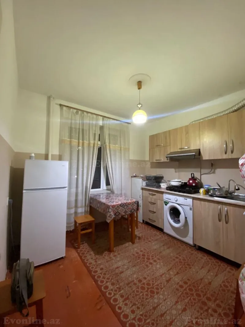 Satılır 2 otaqlı Mənzil Köhnə tikili 60 m² Həzi Aslanov m. - şəkil 3