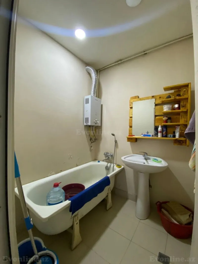 Satılır 2 otaqlı Mənzil Köhnə tikili 60 m² Həzi Aslanov m. - şəkil 8