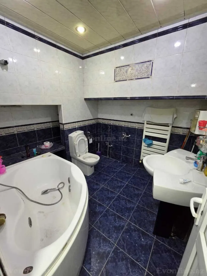 Satılır 4 otaqlı Mənzil Köhnə tikili 125 m² İçərişəhər m. - şəkil 12