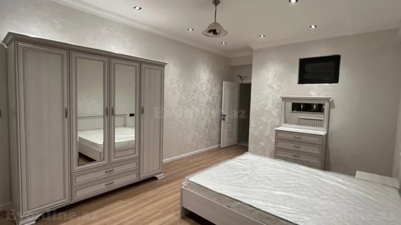 Kirayə verilir 3 otaqlı Mənzil Yeni tikili 115 m² Nəsimi r. - şəkil 8