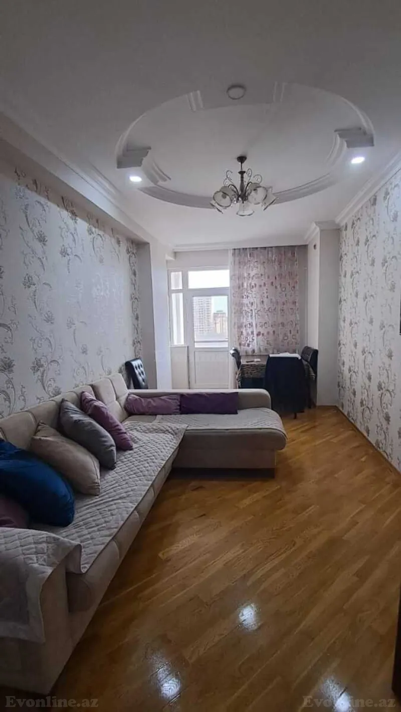 Kirayə verilir 2 otaqlı Mənzil Yeni tikili 90 m² 8 Noyabr m.