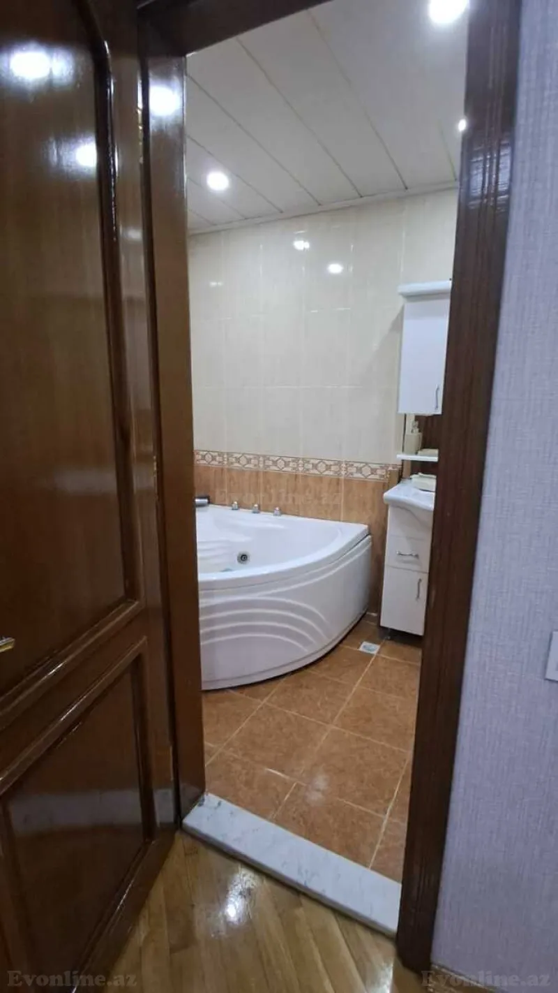 Kirayə verilir 2 otaqlı Mənzil Yeni tikili 90 m² 8 Noyabr m. - şəkil 11