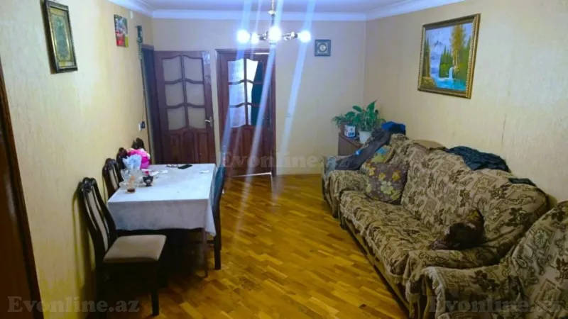 Satılır 3 otaqlı Mənzil Köhnə tikili 80 m² Yasamal - şəkil 2