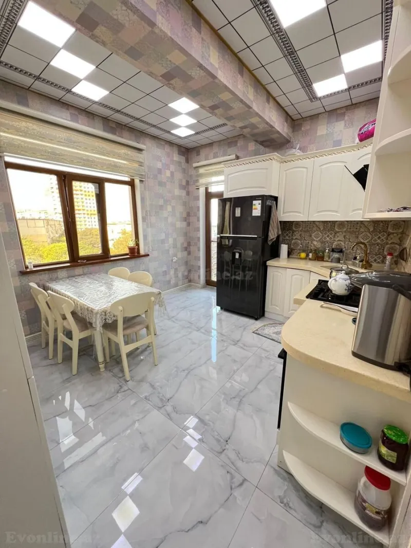 Satılır 3 otaqlı Mənzil Yeni tikili 120 m² 5-ci mikrorayon - şəkil 4