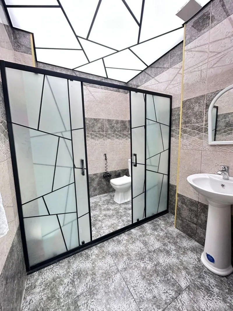 Kirayə verilir 3 otaqlı Mənzil Yeni tikili 160 m² Elmlər Akademiyası m. - şəkil 9