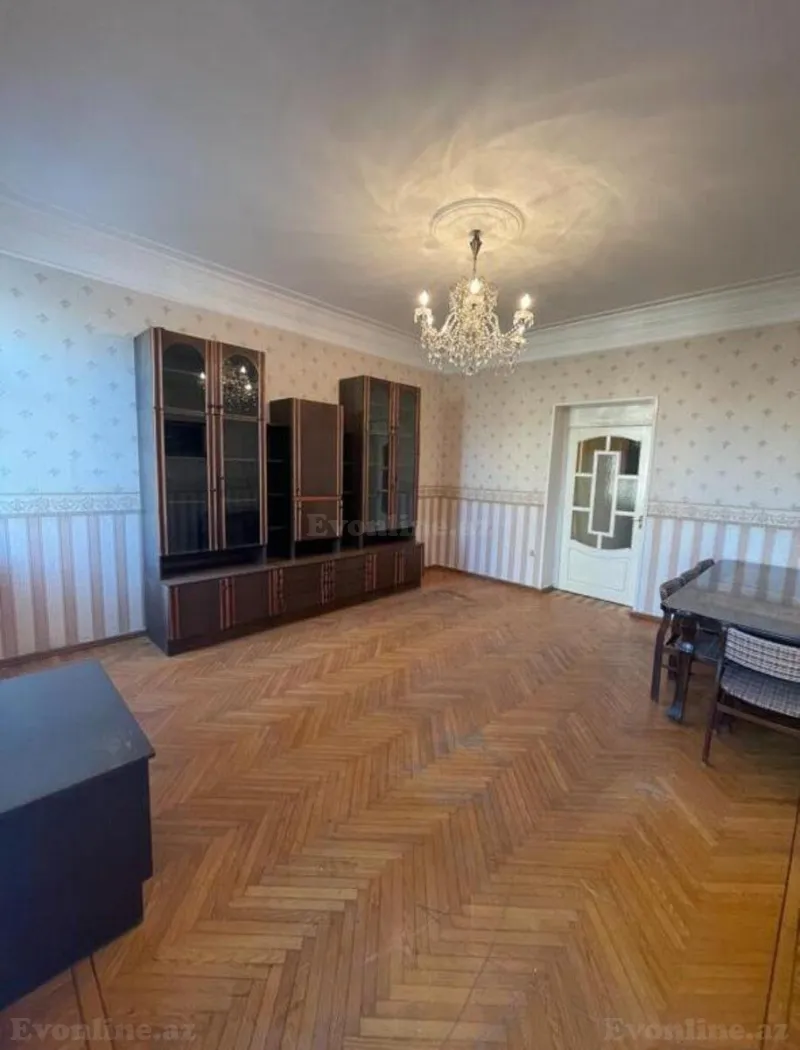 Satılır 3 otaqlı Mənzil Köhnə tikili 70 m² Nizami m. - şəkil 5