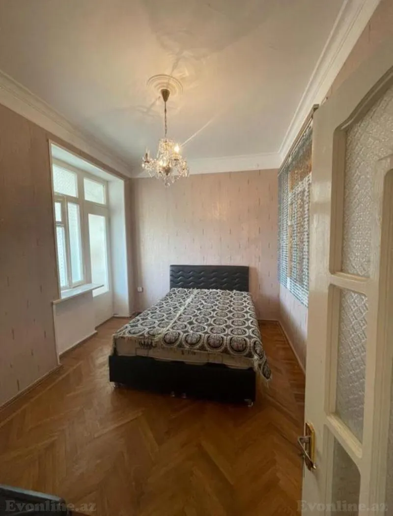 Satılır 3 otaqlı Mənzil Köhnə tikili 70 m² Nizami m. - şəkil 7