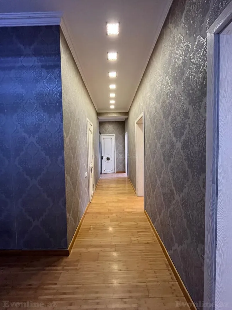 Satılır 3 otaqlı Mənzil Yeni tikili 135 m² 8 Noyabr m. - şəkil 9