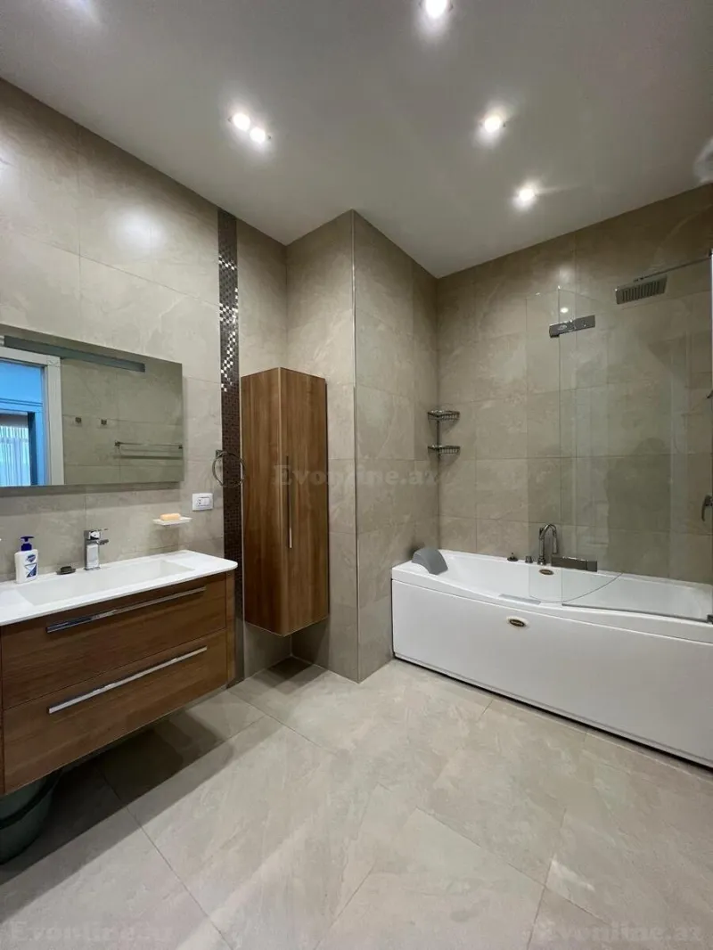 Satılır 3 otaqlı Mənzil Yeni tikili 175 m² Nizami m. - şəkil 24