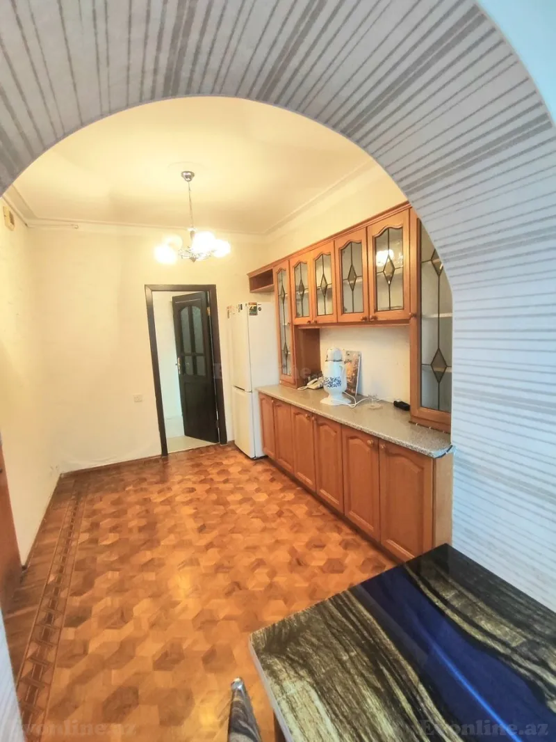 Kirayə verilir Ofis 100 m² Elmlər Akademiyası m. - şəkil 6