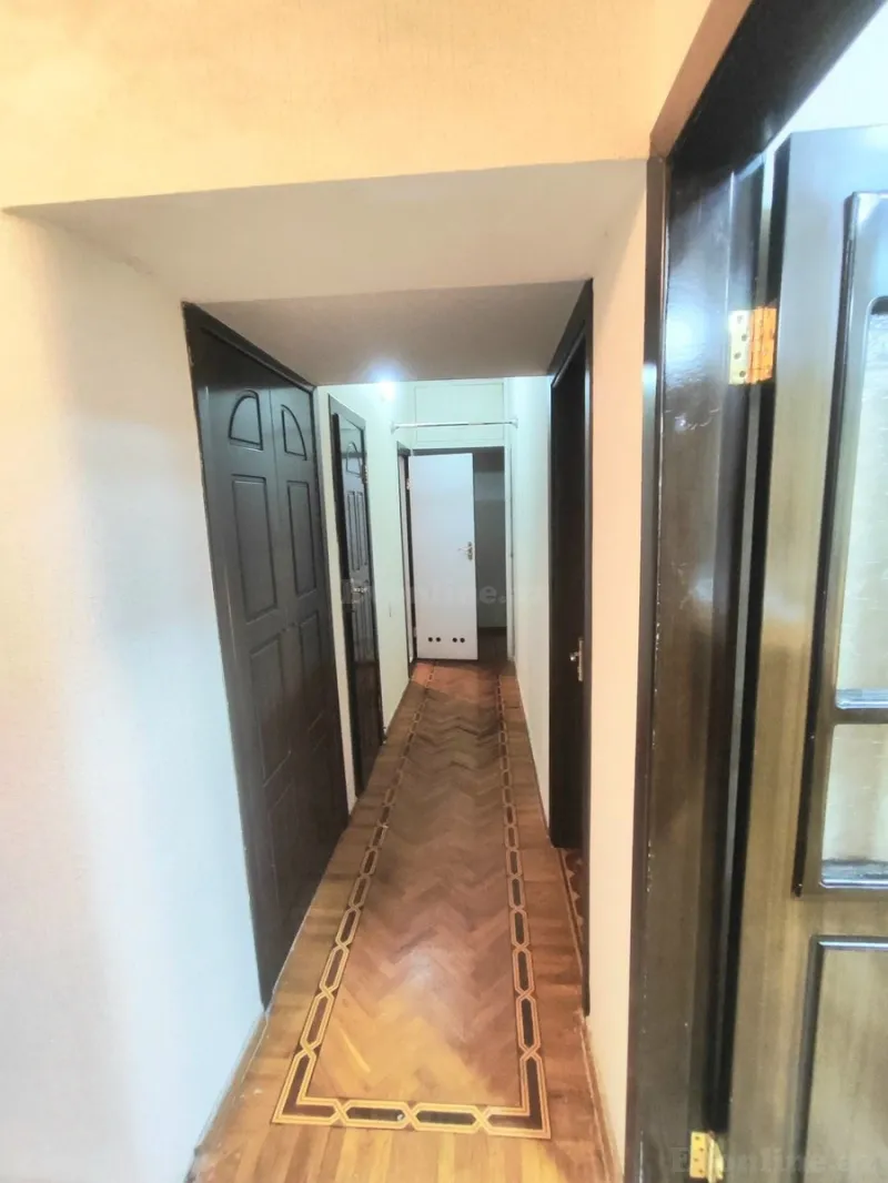 Kirayə verilir Ofis 100 m² Elmlər Akademiyası m. - şəkil 11