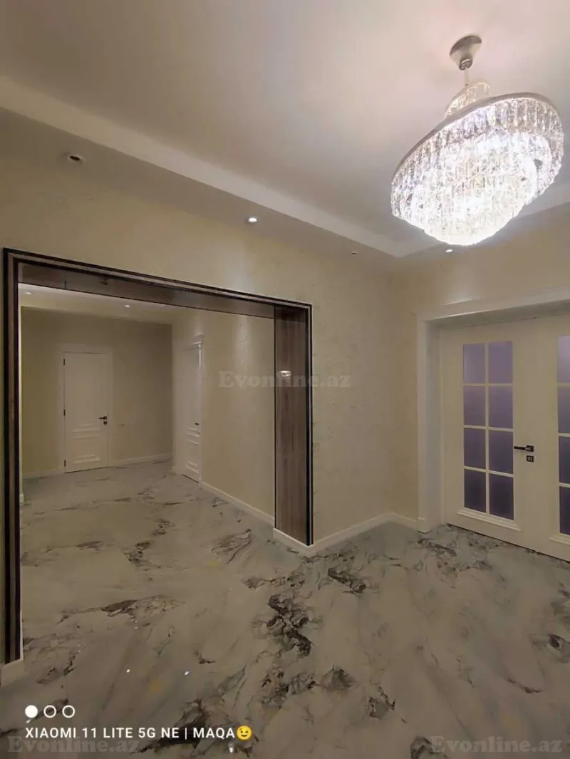 Satılır 4 otaqlı Mənzil Yeni tikili 215 m² Azadlıq prospekti m. - şəkil 19