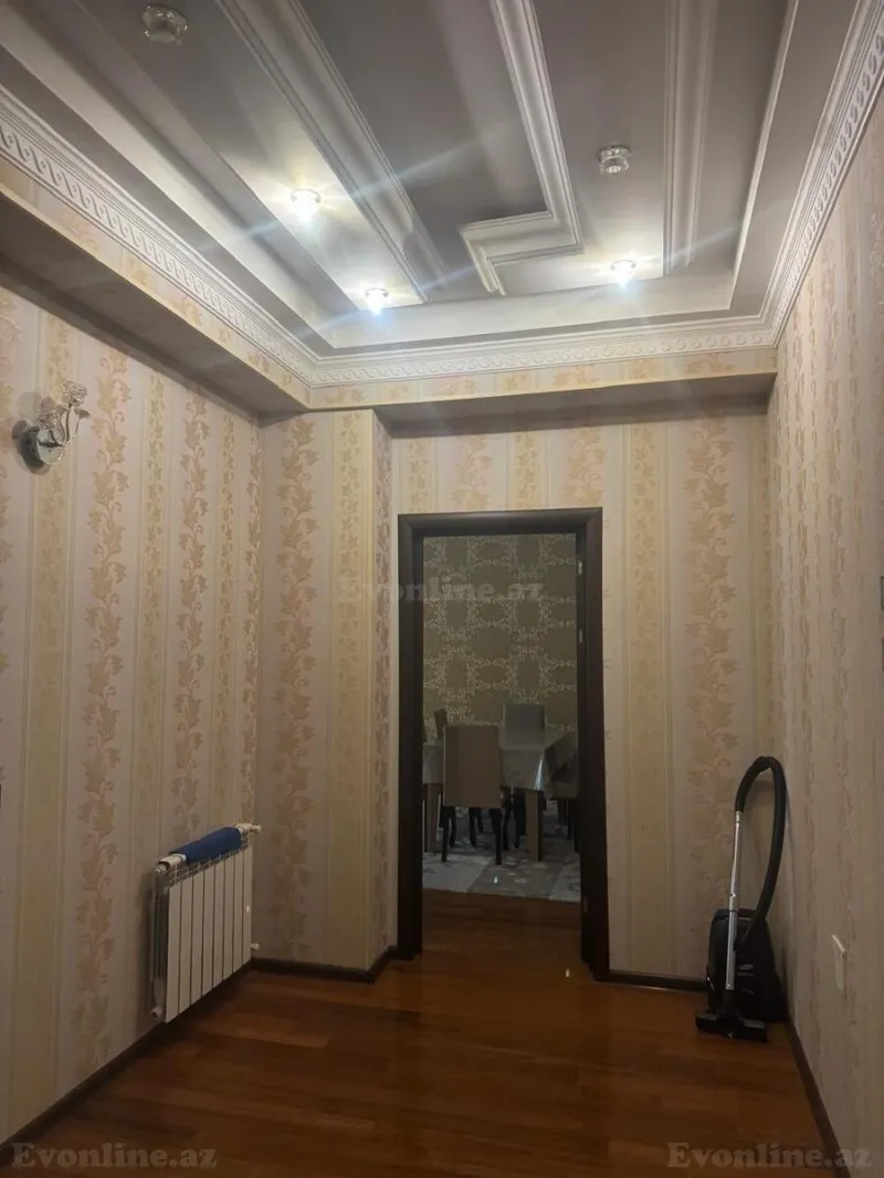 Kirayə verilir 2 otaqlı Mənzil Yeni tikili 80 m² 8-ci mikrorayon