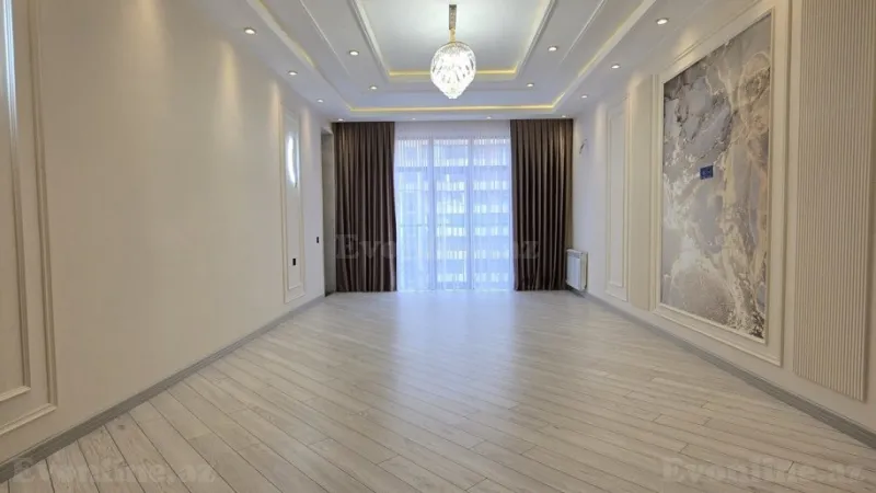 Satılır 4 otaqlı Mənzil Yeni tikili 142 m² 20 Yanvar m.