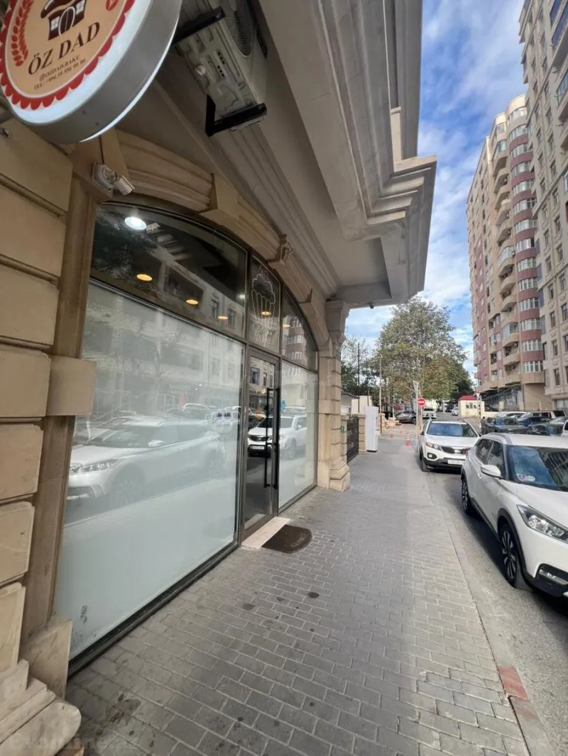 Satılır Obyekt 135 m² Nəsimi r.