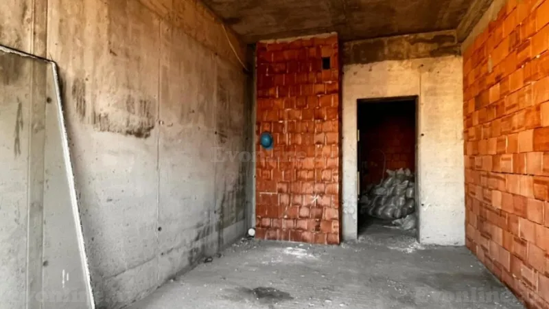 Satılır 2 otaqlı Mənzil Yeni tikili 86 m² 28 May m. - şəkil 5