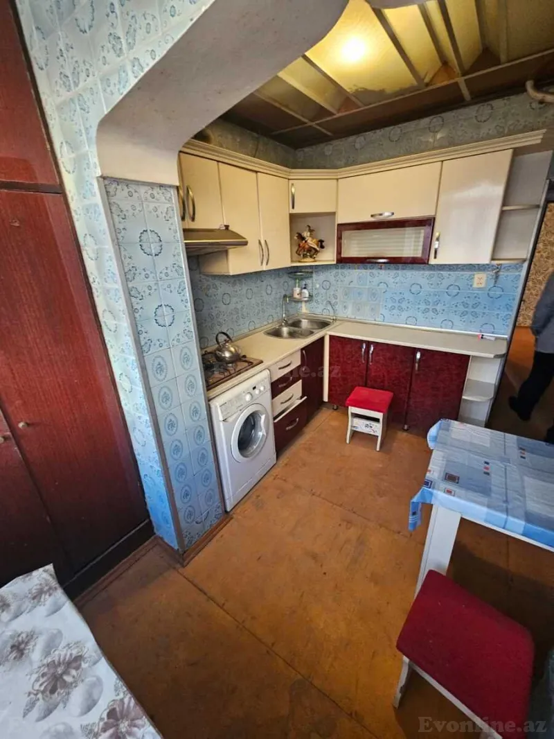 Kirayə verilir 5 otaqlı Mənzil Köhnə tikili 110 m² Suraxanı r. - şəkil 2