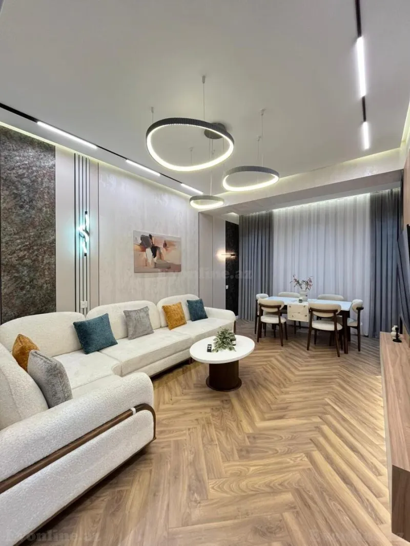 Satılır 2 otaqlı Mənzil Yeni tikili 65 m² 8 Noyabr m.