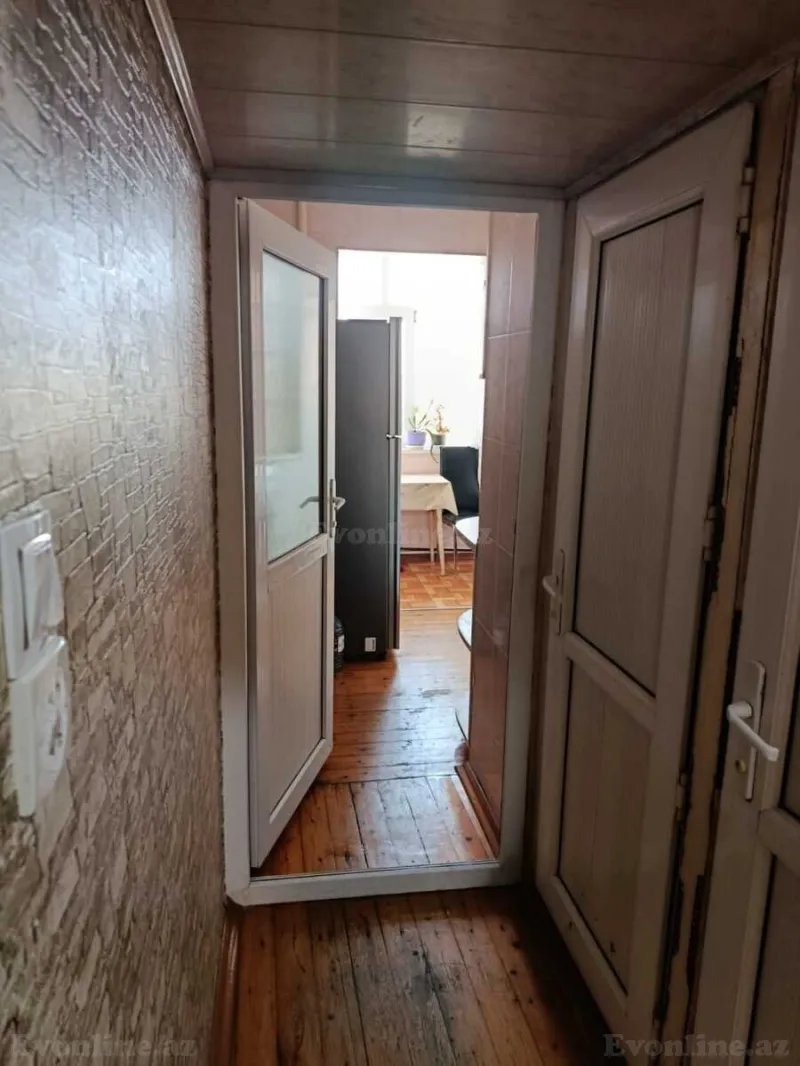 Satılır 3 otaqlı Mənzil Köhnə tikili 80 m² Suraxanı r. - şəkil 13