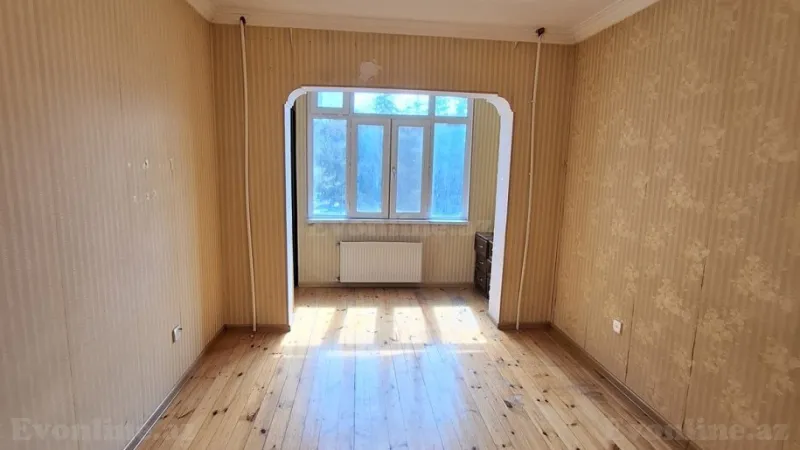 Satılır 2 otaqlı Mənzil Köhnə tikili 65 m² Əhmədli