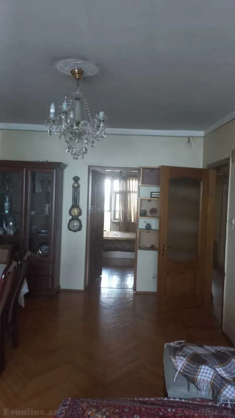 Satılır 3 otaqlı Mənzil Köhnə tikili 65 m² 8-ci mikrorayon - şəkil 5
