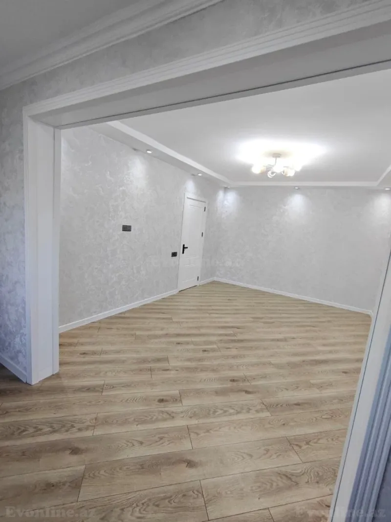 Satılır 3 otaqlı Mənzil Köhnə tikili 68 m² Abşeron r.