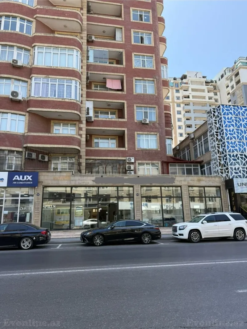 Kirayə verilir Obyekt 650 m² Nərimanov r.