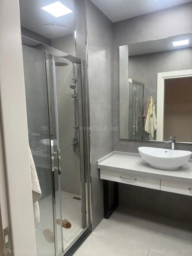 Kirayə verilir 3 otaqlı Mənzil Yeni tikili 137 m² Nəsimi r. - şəkil 18