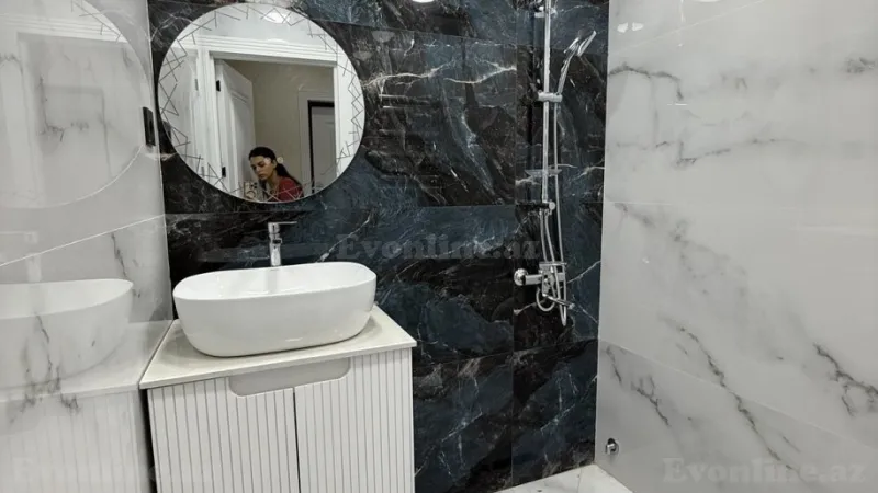 Satılır 2 otaqlı Mənzil Köhnə tikili 65 m² Xalqlar Dostluğu m. - şəkil 19