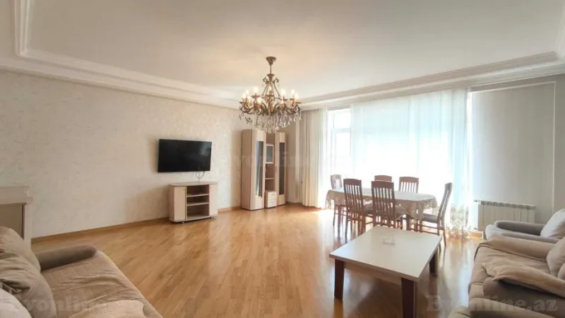Kirayə verilir 4 otaqlı Mənzil Yeni tikili 190 m² 28 May m. - şəkil 2