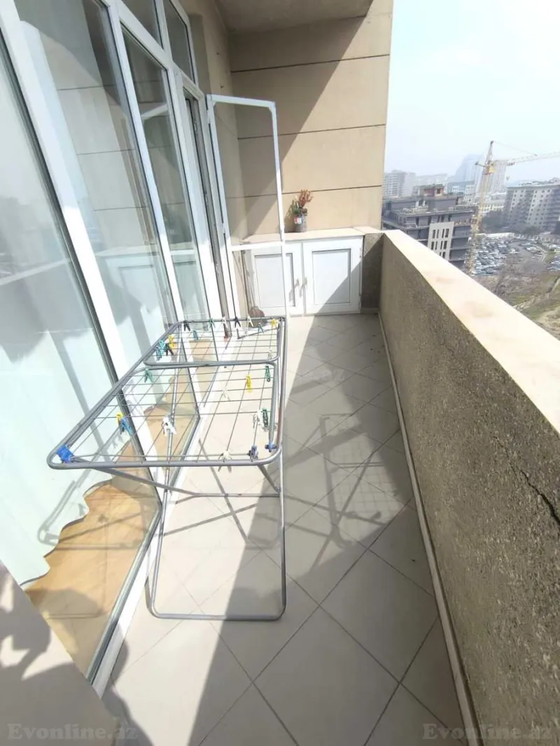 Kirayə verilir 4 otaqlı Mənzil Yeni tikili 190 m² 28 May m. - şəkil 11