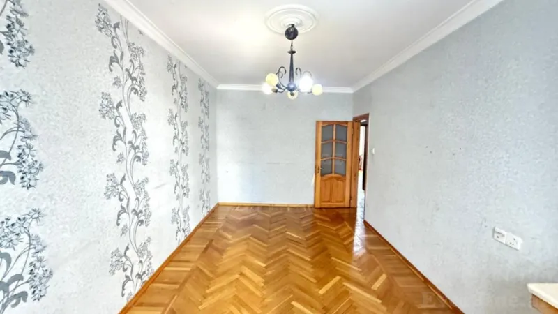 Kirayə verilir 3 otaqlı Mənzil Köhnə tikili 80 m² Həzi Aslanov m. - şəkil 4