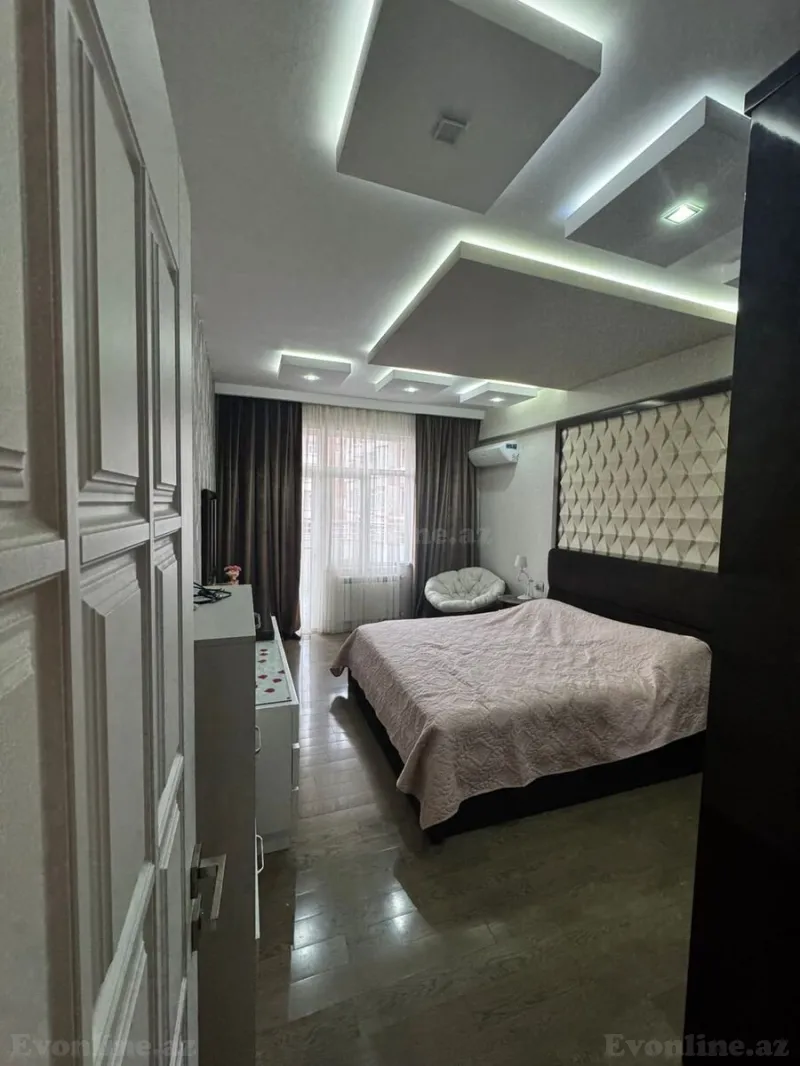 Kirayə verilir 3 otaqlı Mənzil Yeni tikili 130 m² Səbail r. - şəkil 9