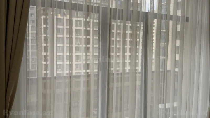 Satılır 2 otaqlı Mənzil Yeni tikili 83 m² 28 May m. - şəkil 2